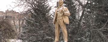 Все: в Болградском районе демонтировали памятник Ленину